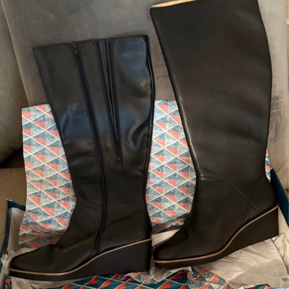 Brand New York Aerosoles Binocular Women's Wedge Knee-High Boots- 10W